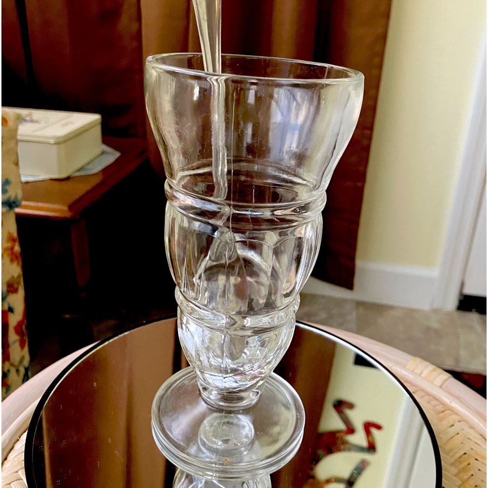 vintage INDIANA GLASS AND SPOON SET FOUNTAIN GLASS ICE CREAM FLOAT -SHAKE SHOPPE